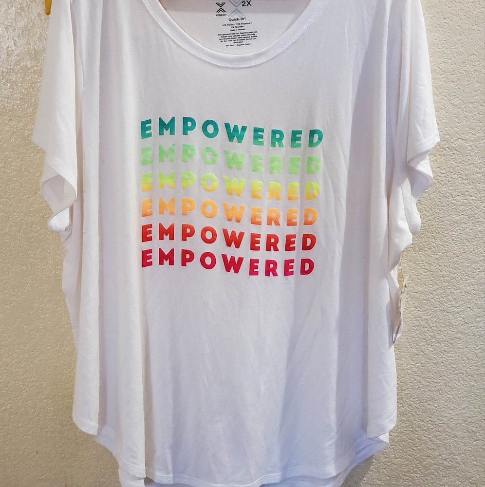 White t-shirt